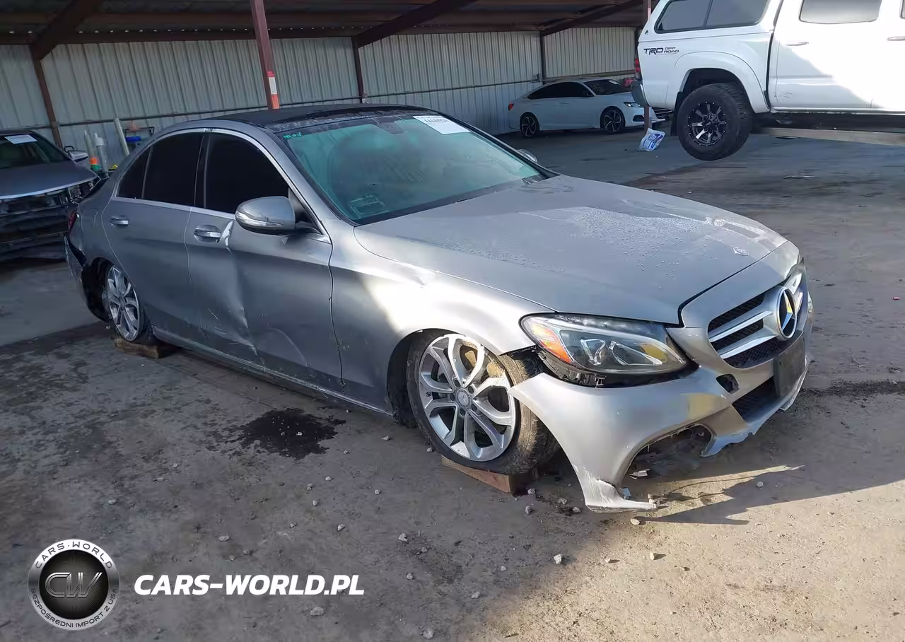 2015 Mercedes-Benz C 300