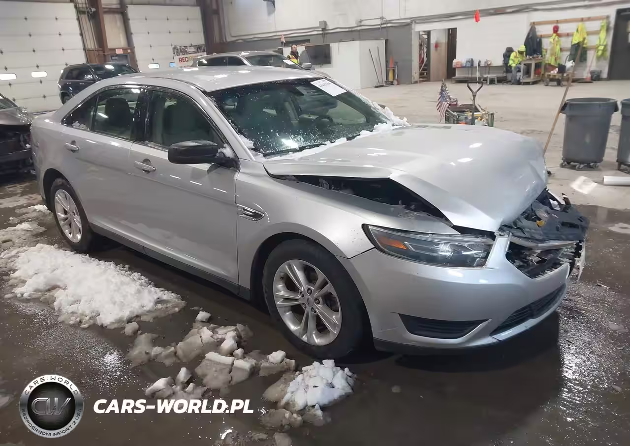 2015 Ford Taurus Se