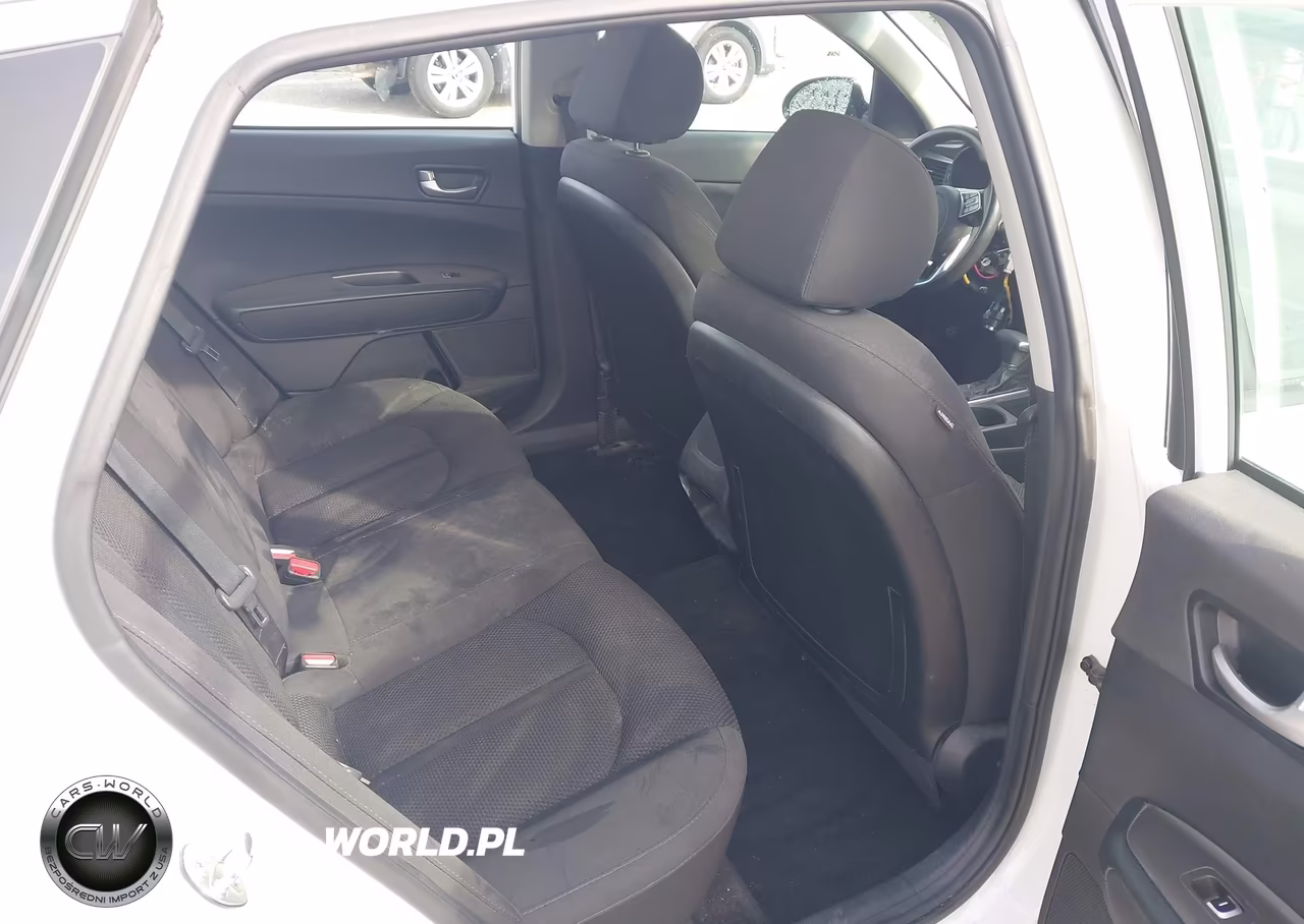 2020 Kia Optima Lx VIN:5XXGT4L3XLG380356 - 8
