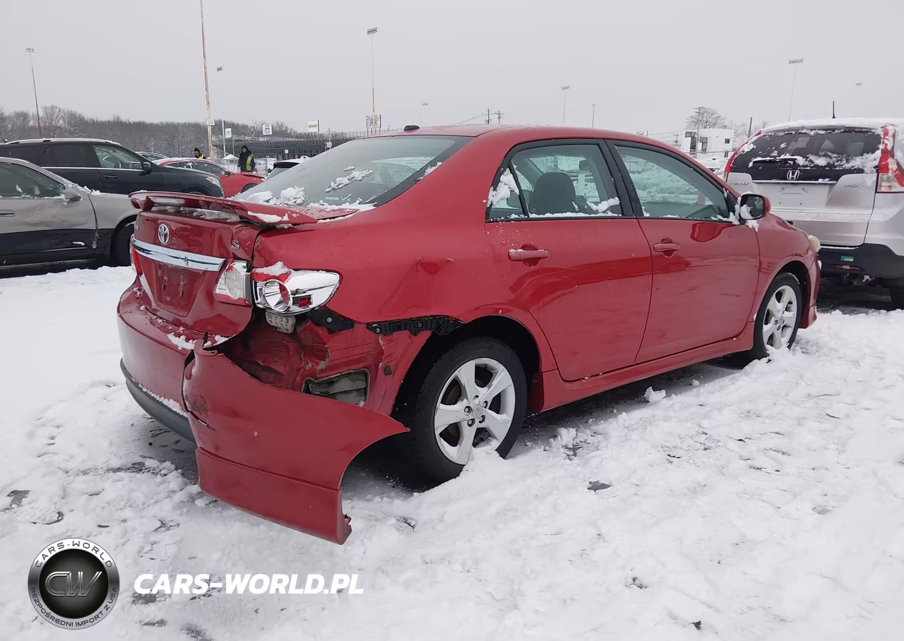 2011 Toyota Corolla S VIN:2T1BU4EE0BC605816 - 4