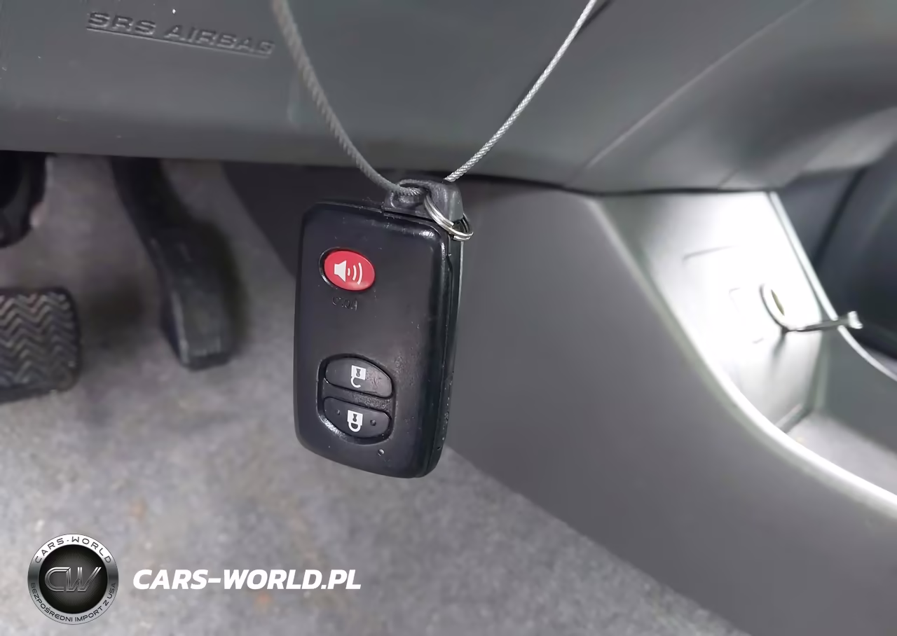 2011 Toyota Prius Three VIN:JTDKN3DU0B5339680 - 11