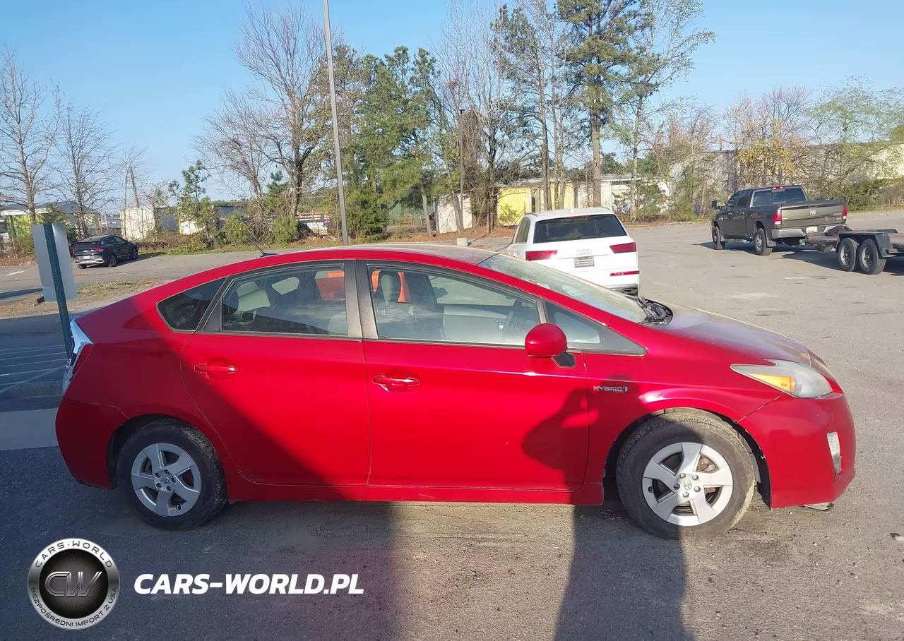 2011 Toyota Prius Three VIN:JTDKN3DU0B5339680 - 13