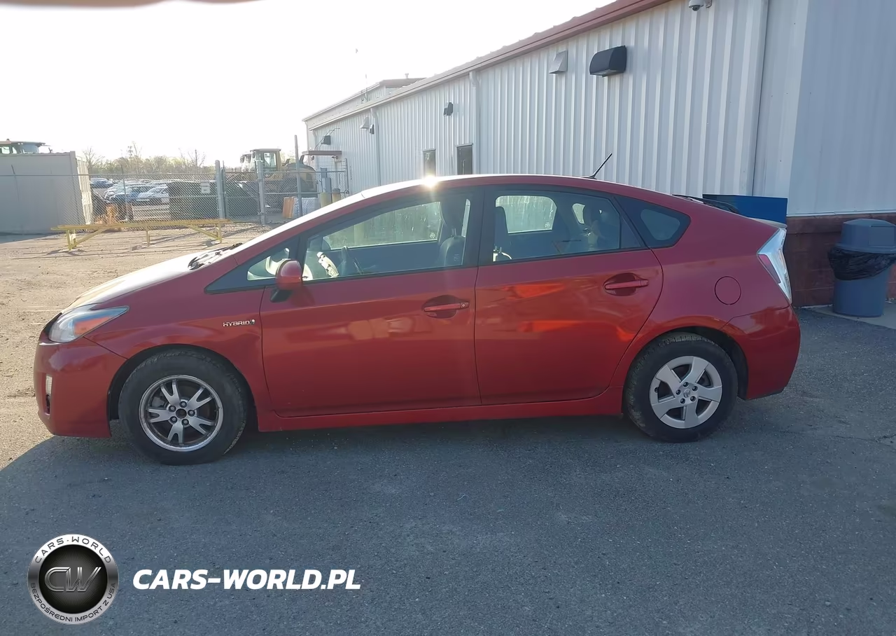 2011 Toyota Prius Three VIN:JTDKN3DU0B5339680 - 14