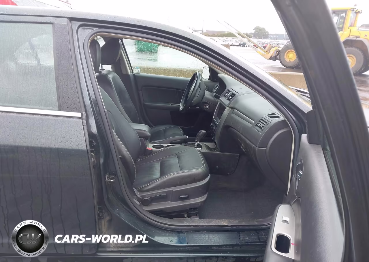 2010 Ford Fusion Hybrid VIN:3FADP0L35AR143374 - 5