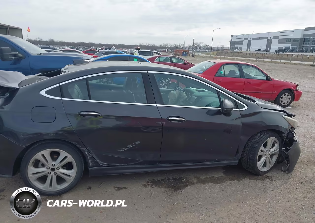 2016 Chevrolet Cruze Premier Auto VIN:1G1BG5SM8G7263090 - 13
