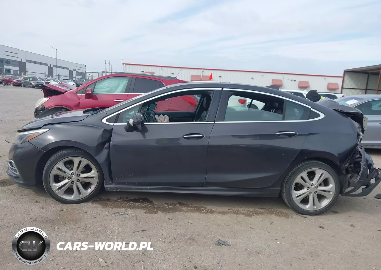 2016 Chevrolet Cruze Premier Auto VIN:1G1BG5SM8G7263090 - 14