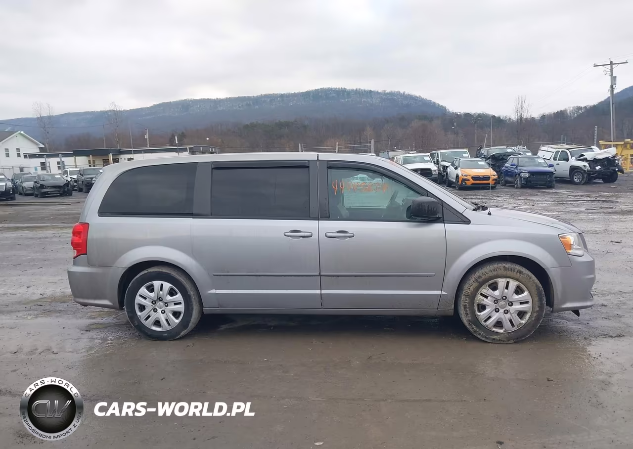 2017 Dodge Grand Caravan Se VIN:2C4RDGBG7HR568715 - 14