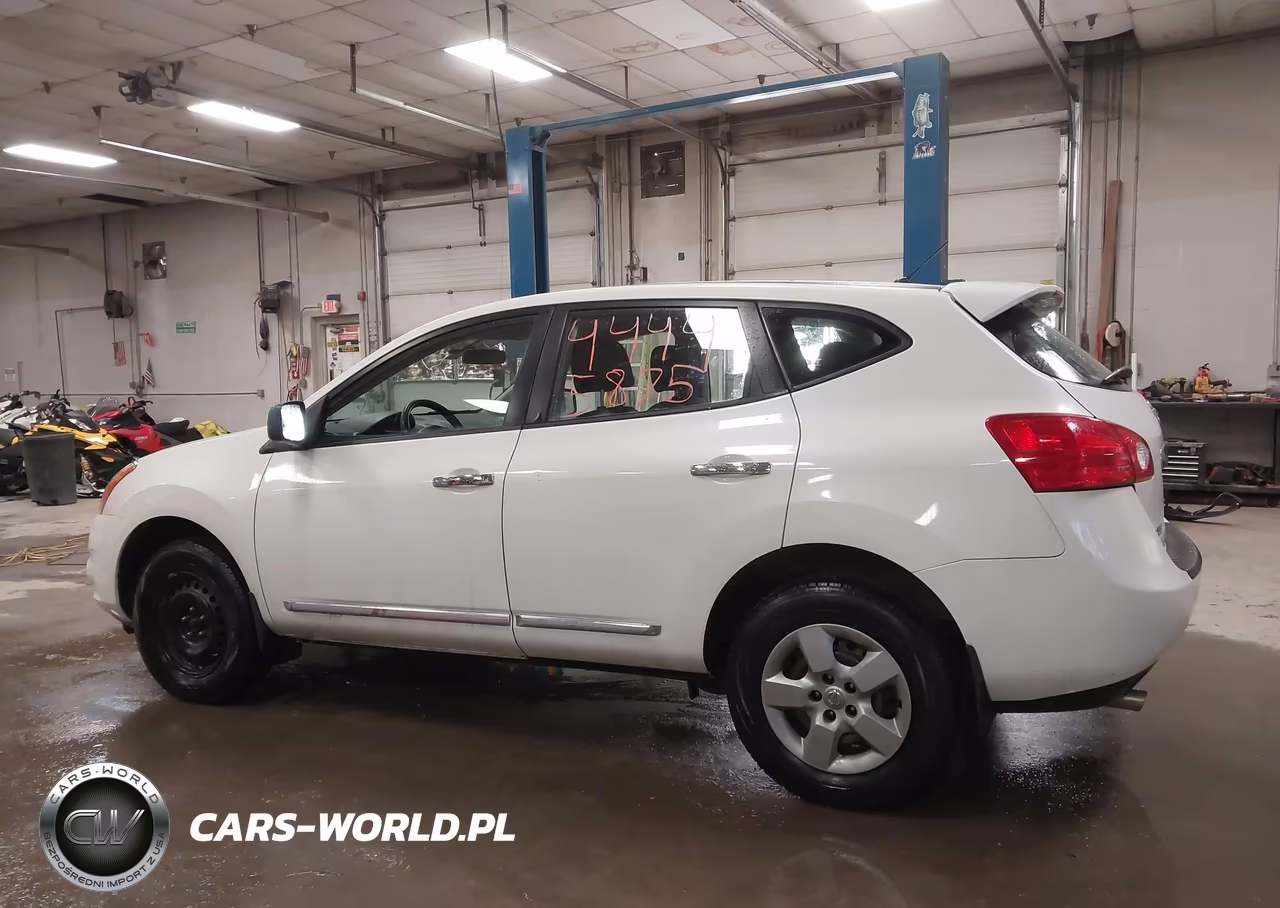 2011 Nissan Rogue S VIN:JN8AS5MV8BW297251 - 14