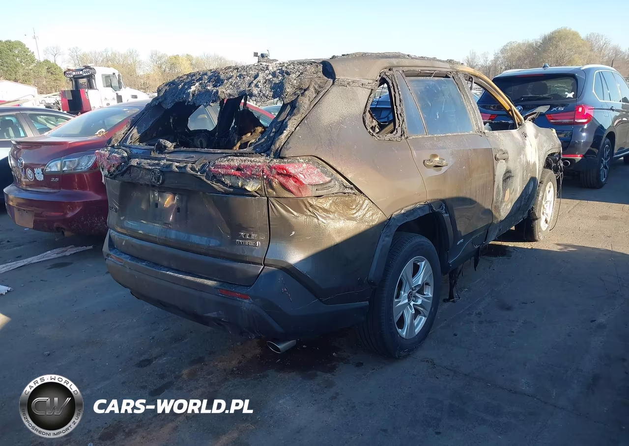 2021 Toyota Rav4 Hybrid Xle VIN:4T3RWRFV4MU046994 - 4