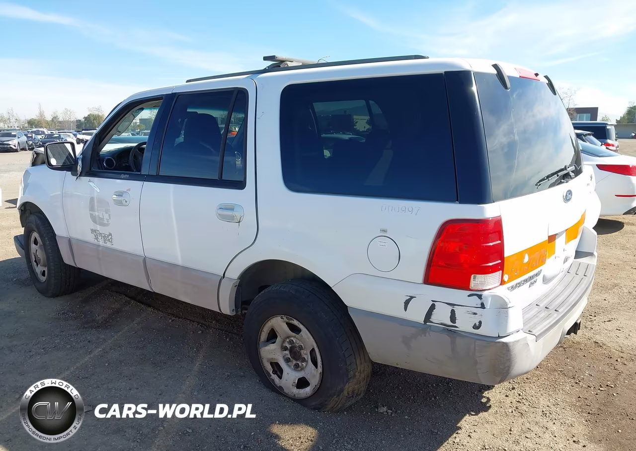 2003 Ford Expedition Xlt VIN:1FMPU15L03LC29952 - 3