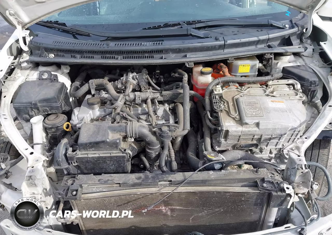 2015 Toyota Prius C One VIN:JTDKDTB34F1579728 - 10