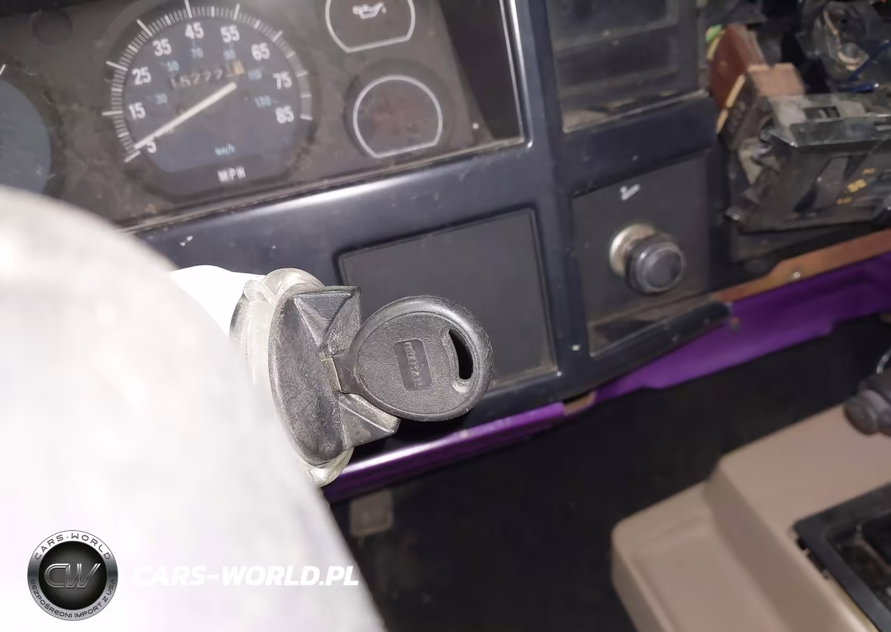 1996 Jeep Cherokee Se VIN:1J4FT28S6TL181198 - 11
