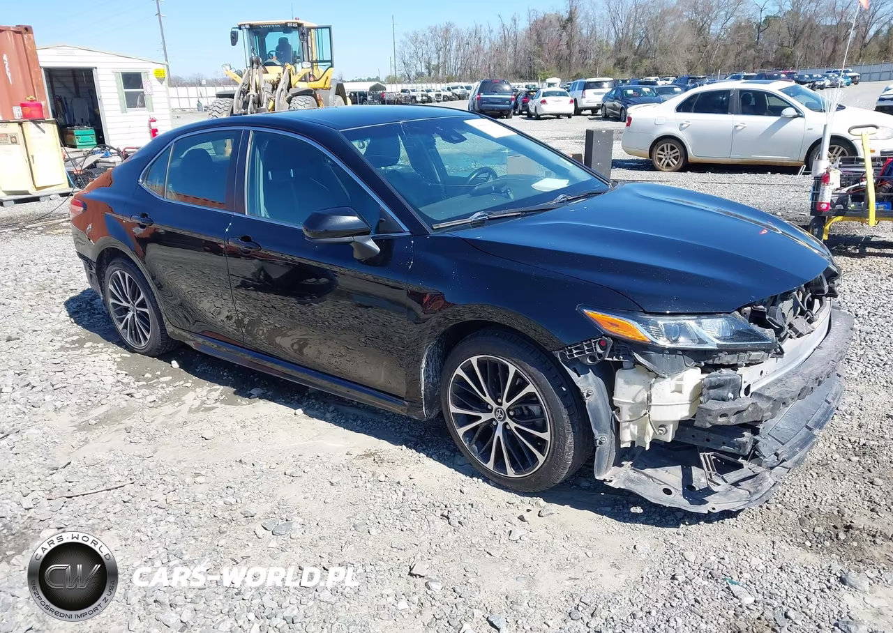 2020 Toyota Camry Se