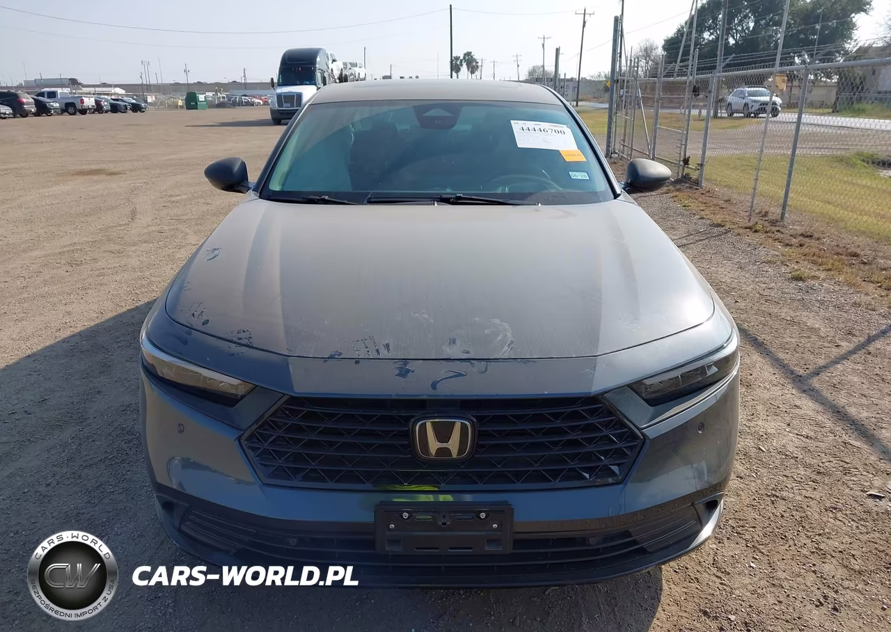 2023 Honda Accord Hybrid Touring VIN:1HGCY2F89PA040999 - 12