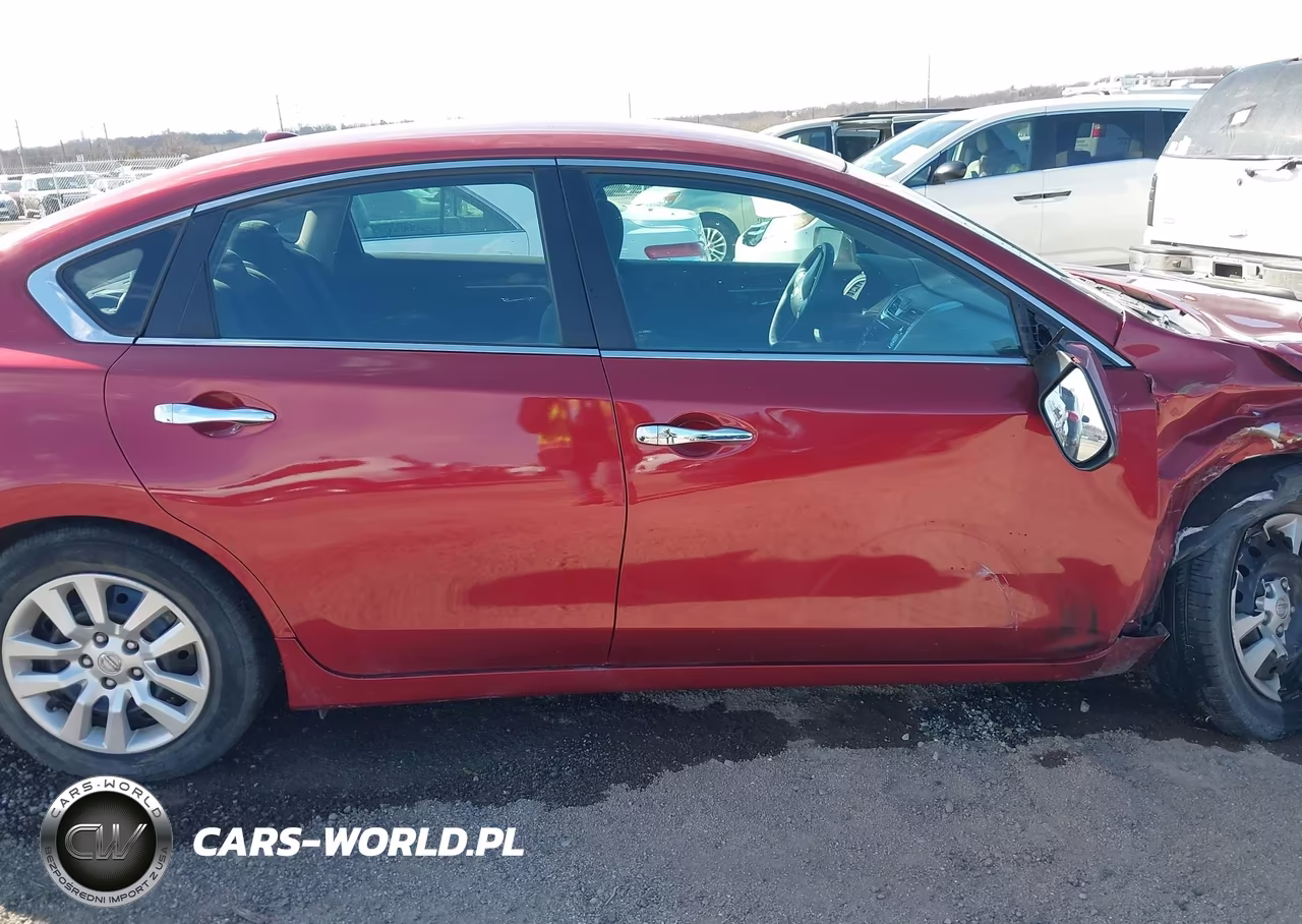 2014 Nissan Altima 2.5 S VIN:1N4AL3AP0EN388064 - 13