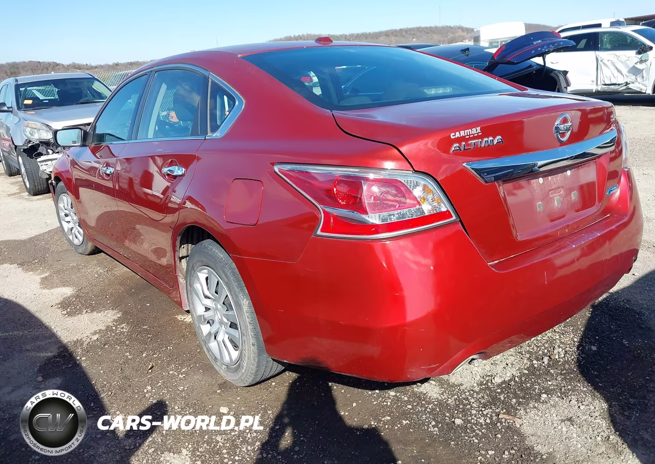 2014 Nissan Altima 2.5 S VIN:1N4AL3AP0EN388064 - 3