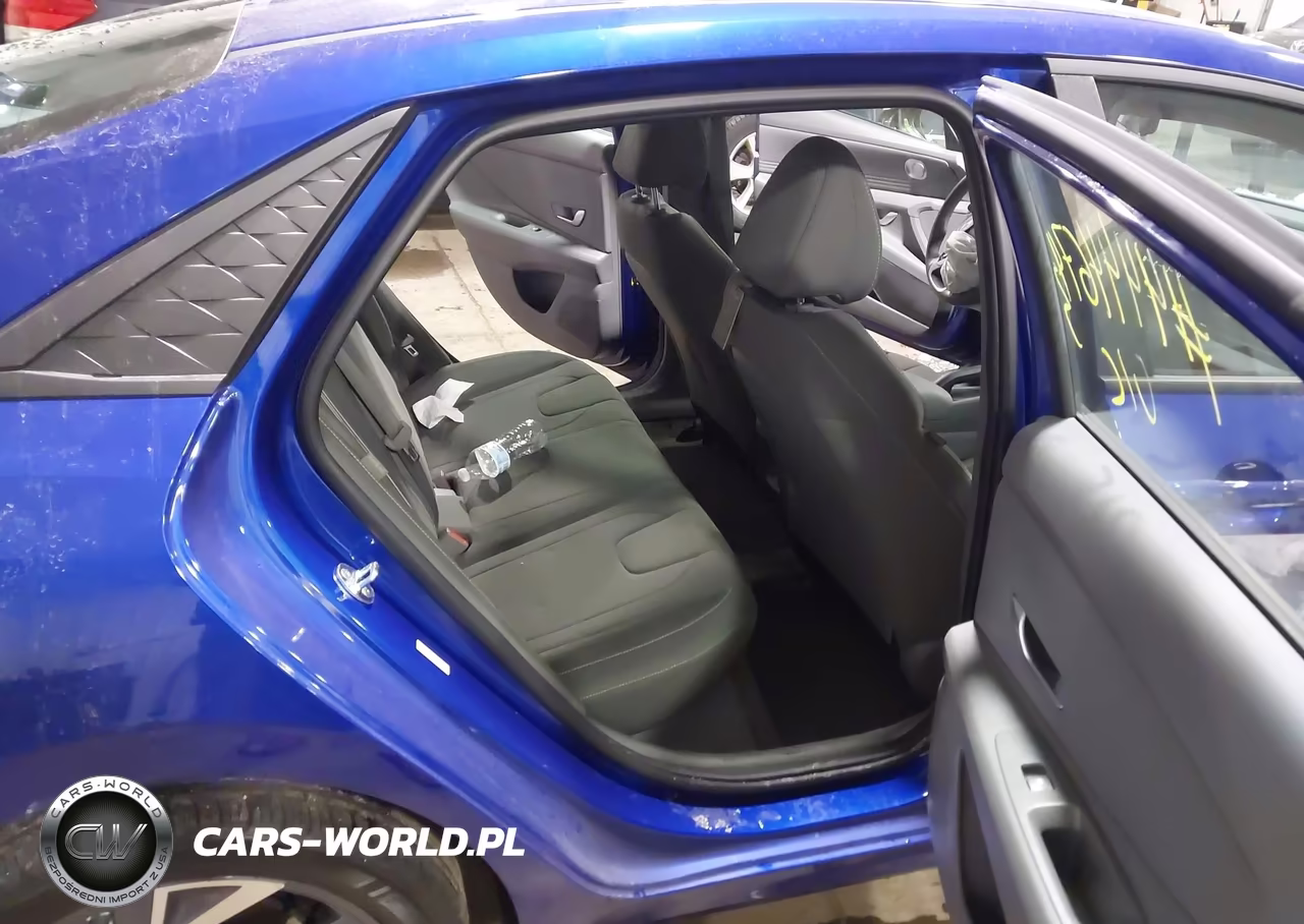 2025 Hyundai Elantra Sel Sport VIN:KMHLM4DG3SU072818 - 8