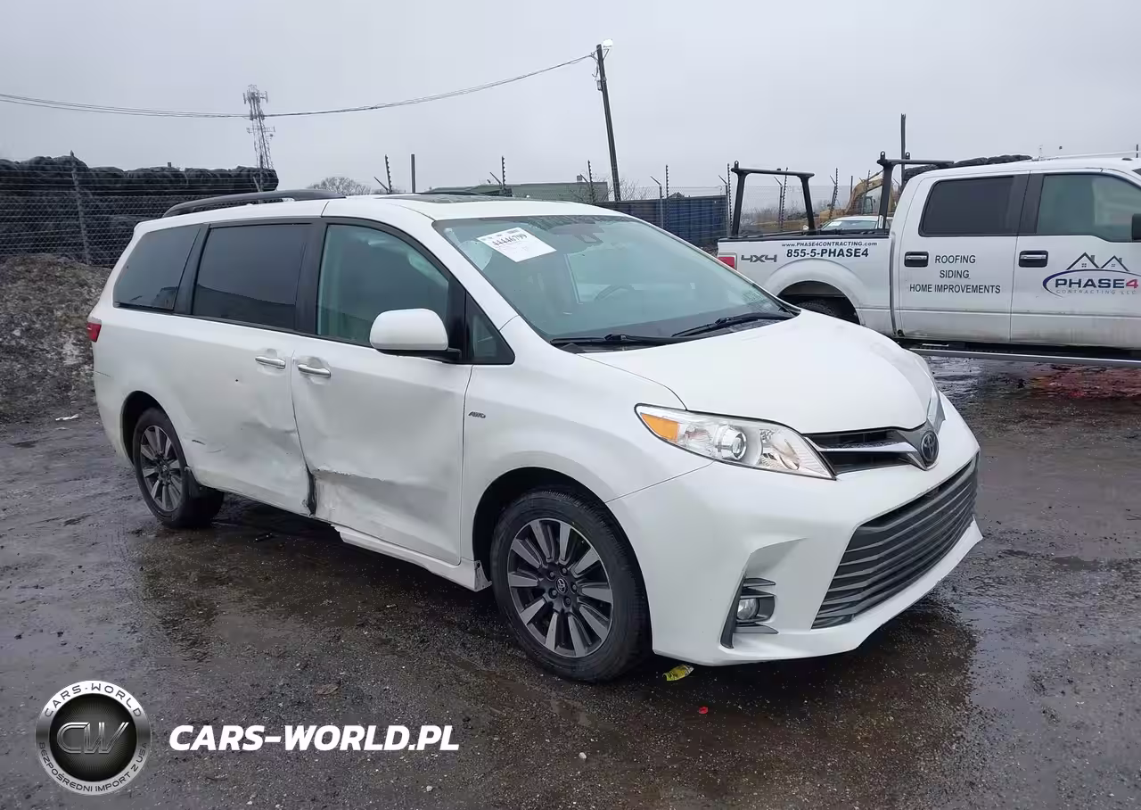 2020 Toyota Sienna Xle