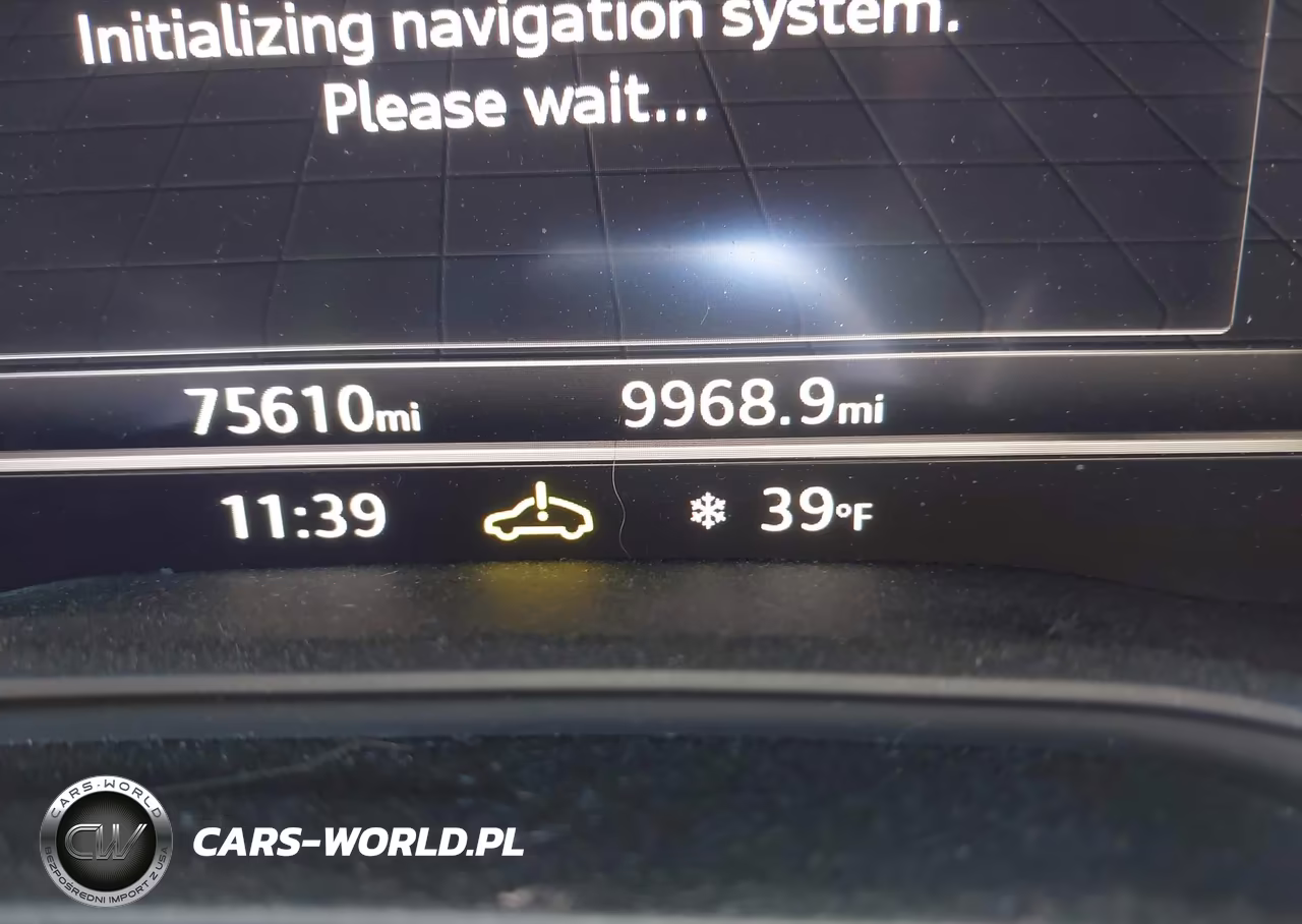 2019 Audi A4 45 Premium VIN:WAUENAF4XKA015610 - 16