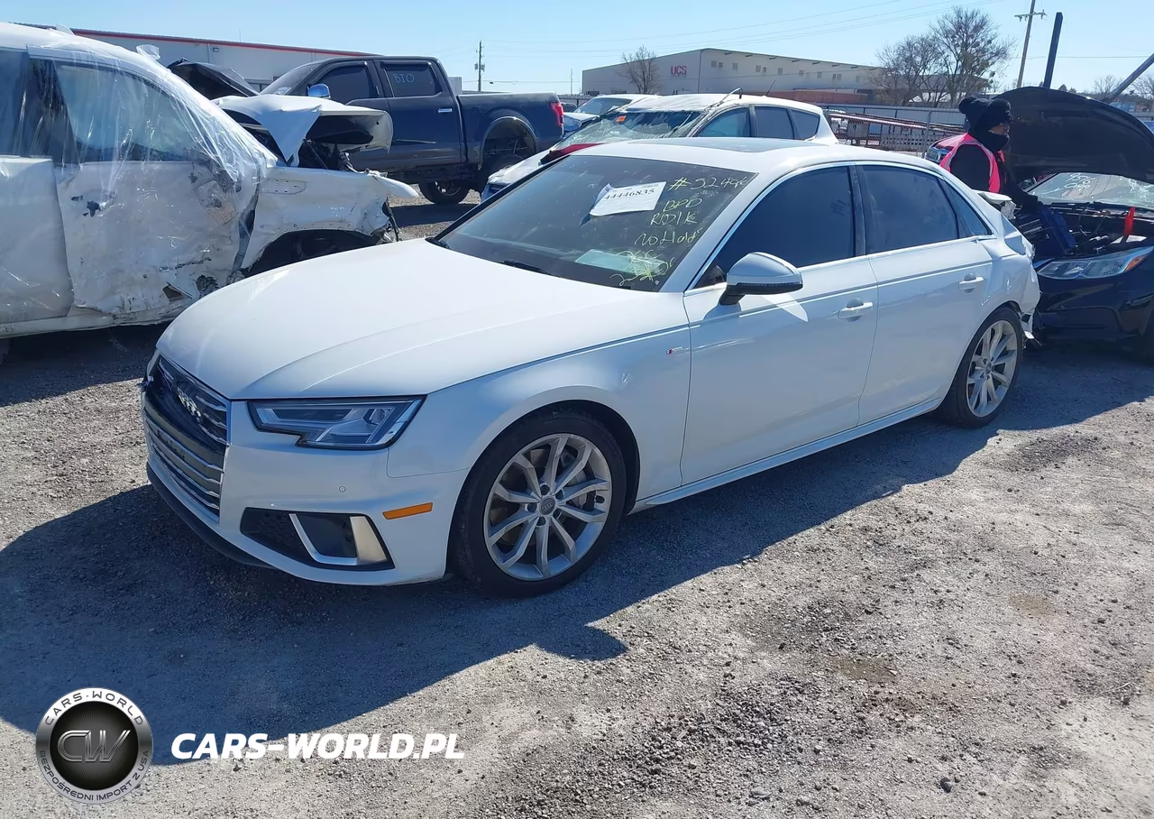 2019 Audi A4 45 Premium VIN:WAUENAF4XKA015610 - 2