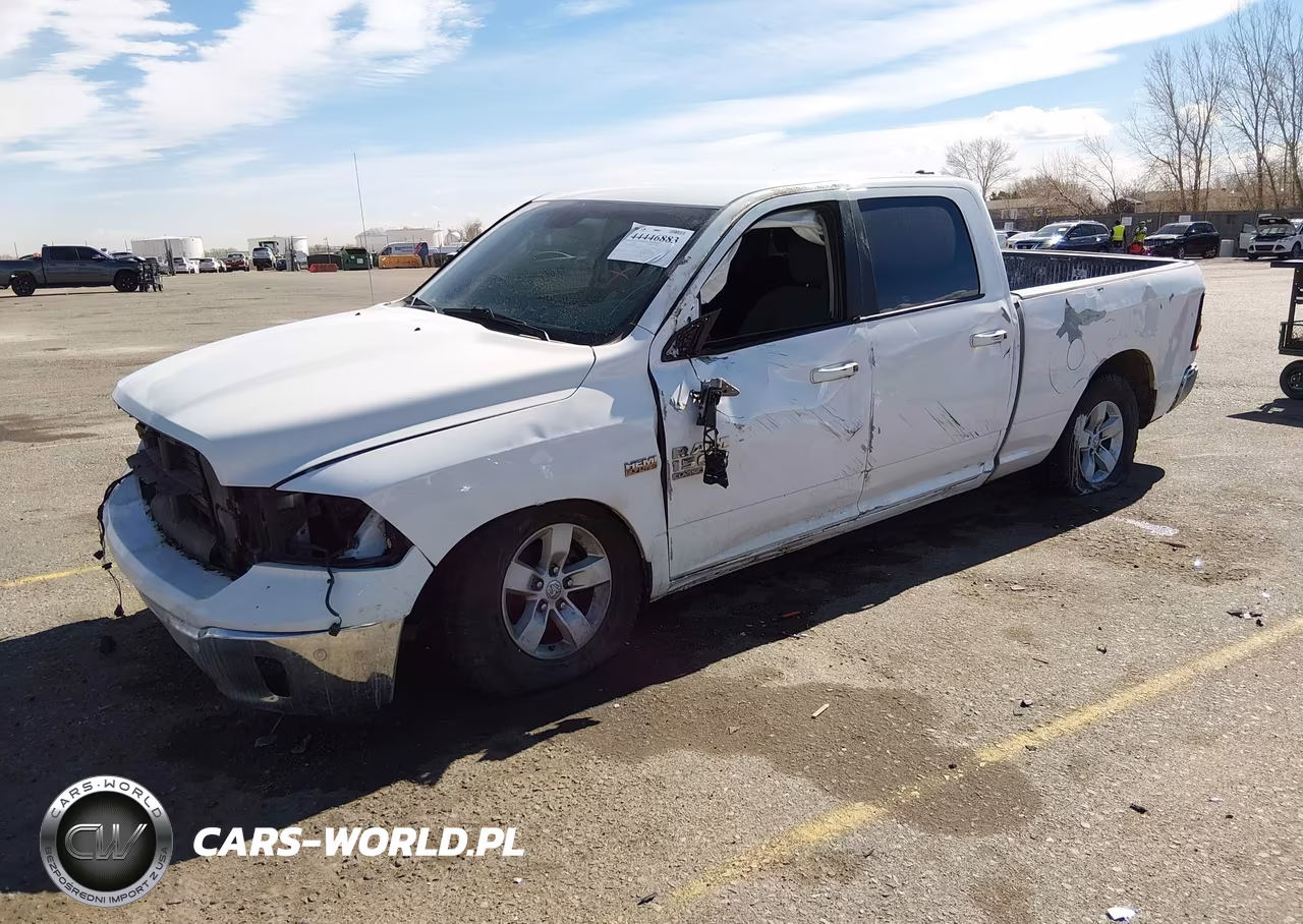 2019 Ram 1500 Classic Slt 4X2 6'4 Box VIN:1C6RR6TT7KS711778 - 2