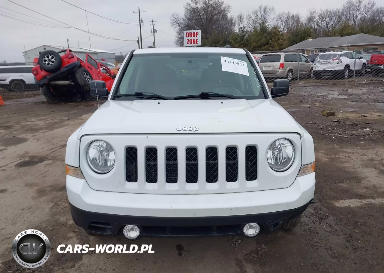 2016 Jeep Patriot Sport VIN:1C4NJPBA5GD688629 - 12