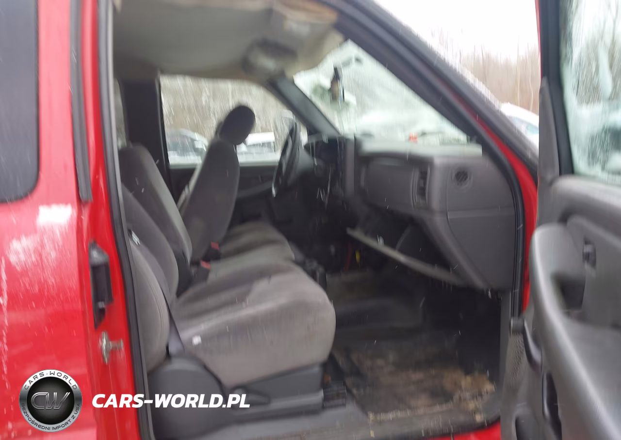 2006 GMC Sierra 3500 Work Truck VIN:1GTHK39U26E168755 - 5