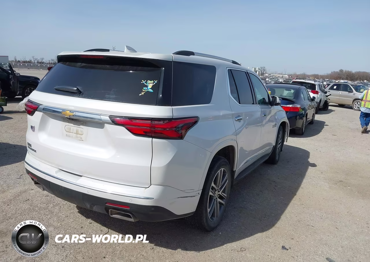 2022 Chevrolet Traverse Fwd High Country VIN:1GNERNKW6NJ128245 - 4