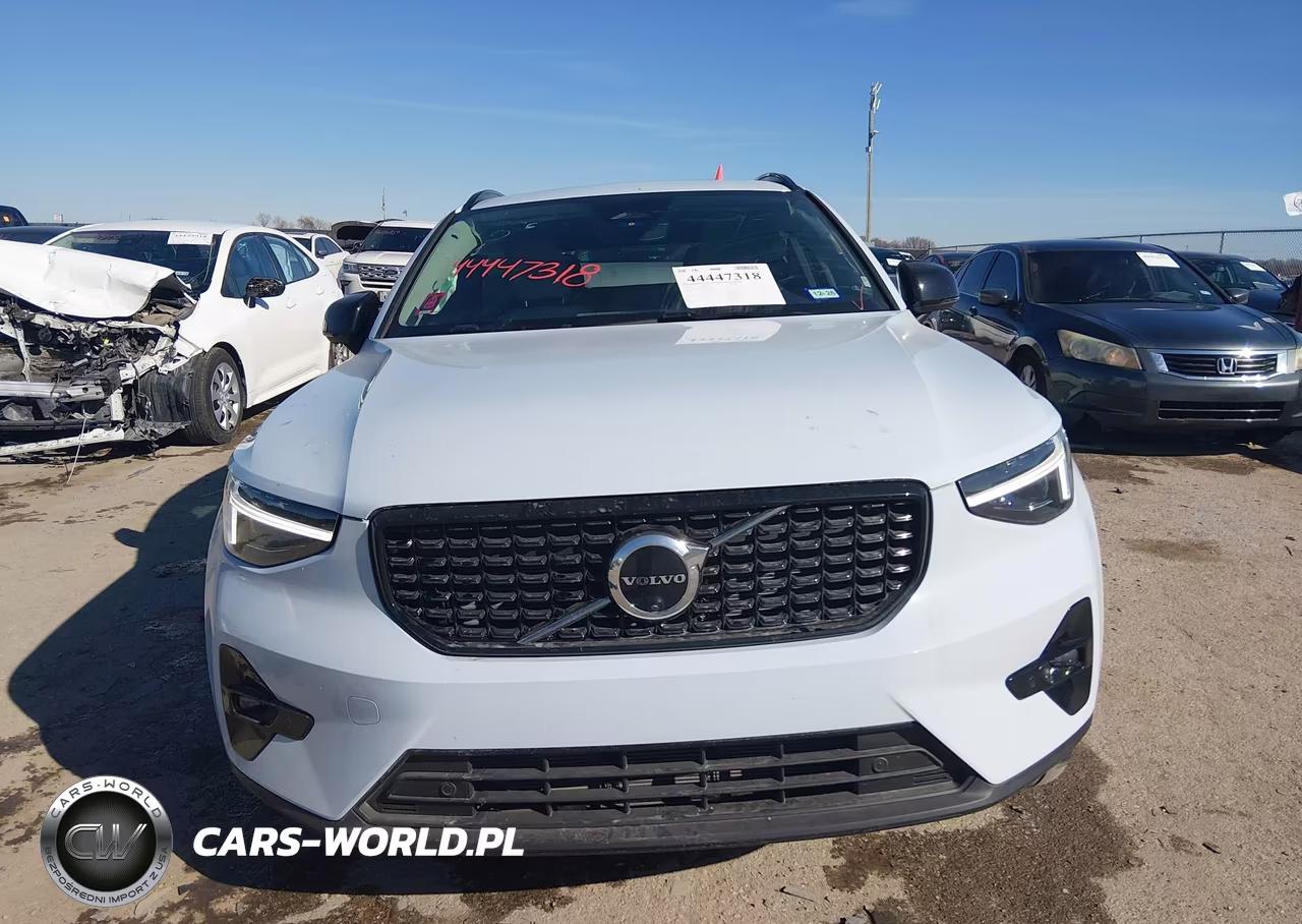 2025 Volvo Xc40 B5 Plus Dark Theme VIN:YV4L12UC5S2537901 - 12