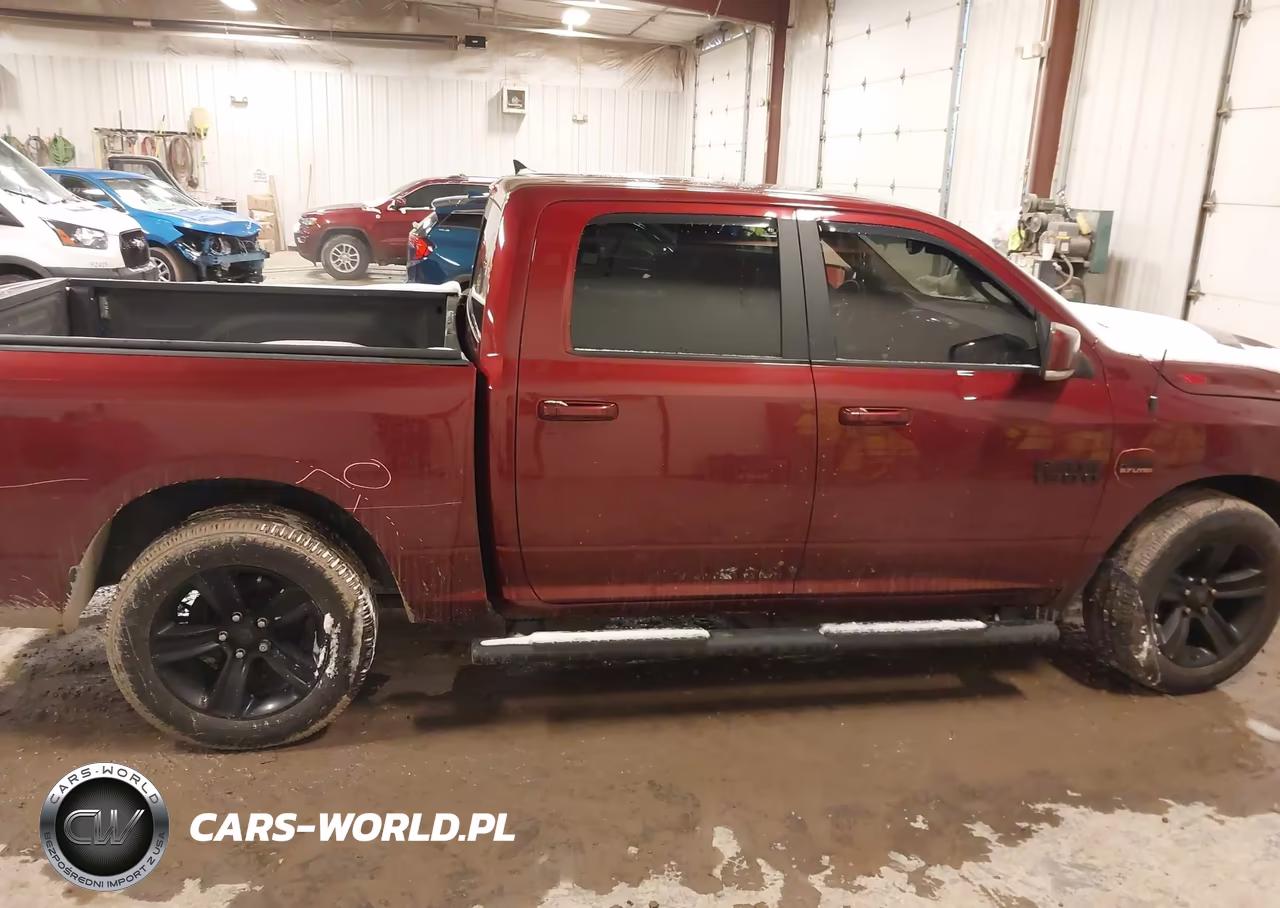 2018 Ram 1500 Sport VIN:1C6RR6MT7JS271719 - 13