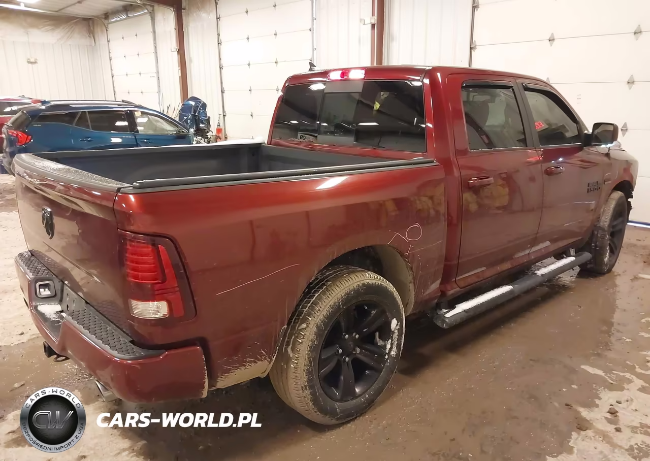 2018 Ram 1500 Sport VIN:1C6RR6MT7JS271719 - 4