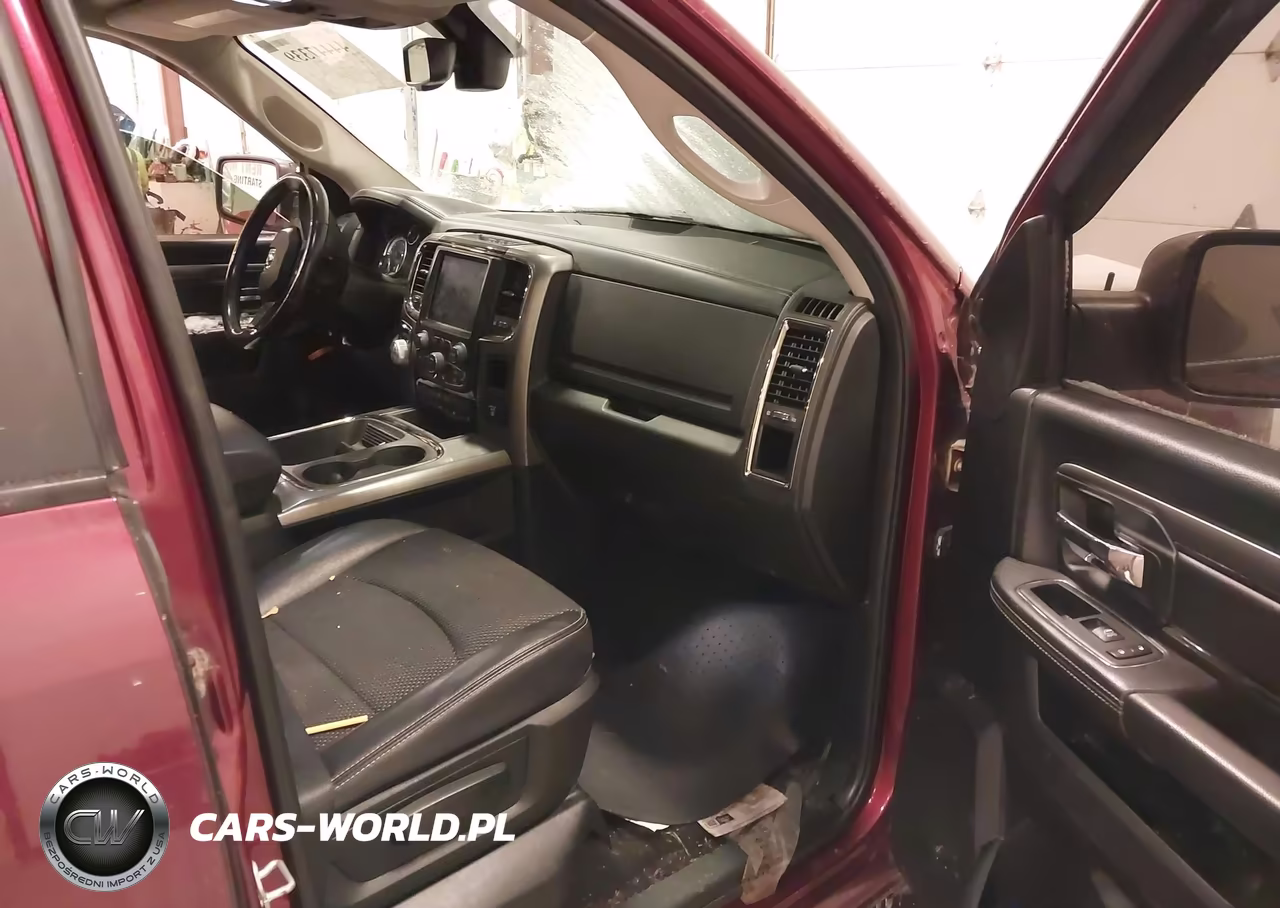 2018 Ram 1500 Sport VIN:1C6RR6MT7JS271719 - 5
