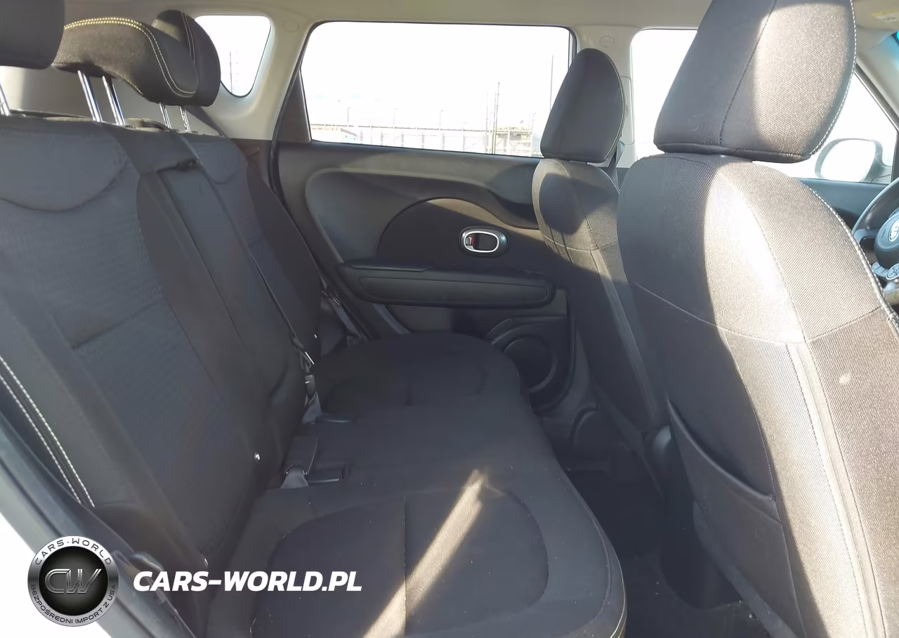 2016 Kia Soul + VIN:KNDJP3A59G7292762 - 8