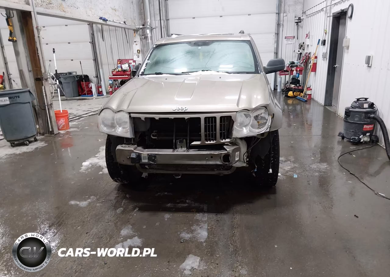 2005 Jeep Grand Cherokee Laredo VIN:1J4GR48K15C707299 - 6