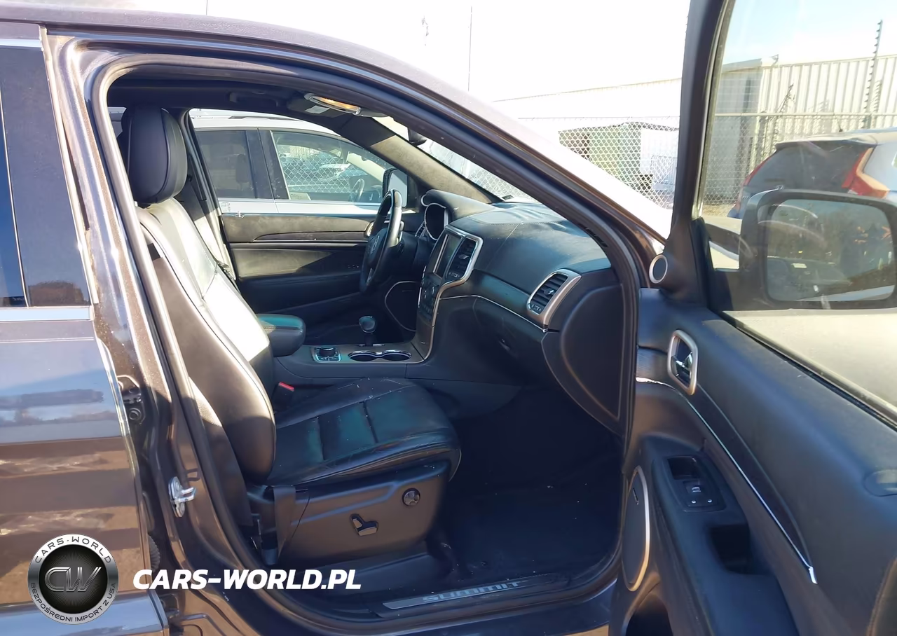 2015 Jeep Grand Cherokee Summit VIN:1C4RJFJG5FC922418 - 5