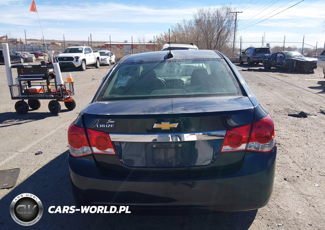 2016 Chevrolet Cruze Limited Ls Auto VIN:1G1PC5SH3G7138910 - 16