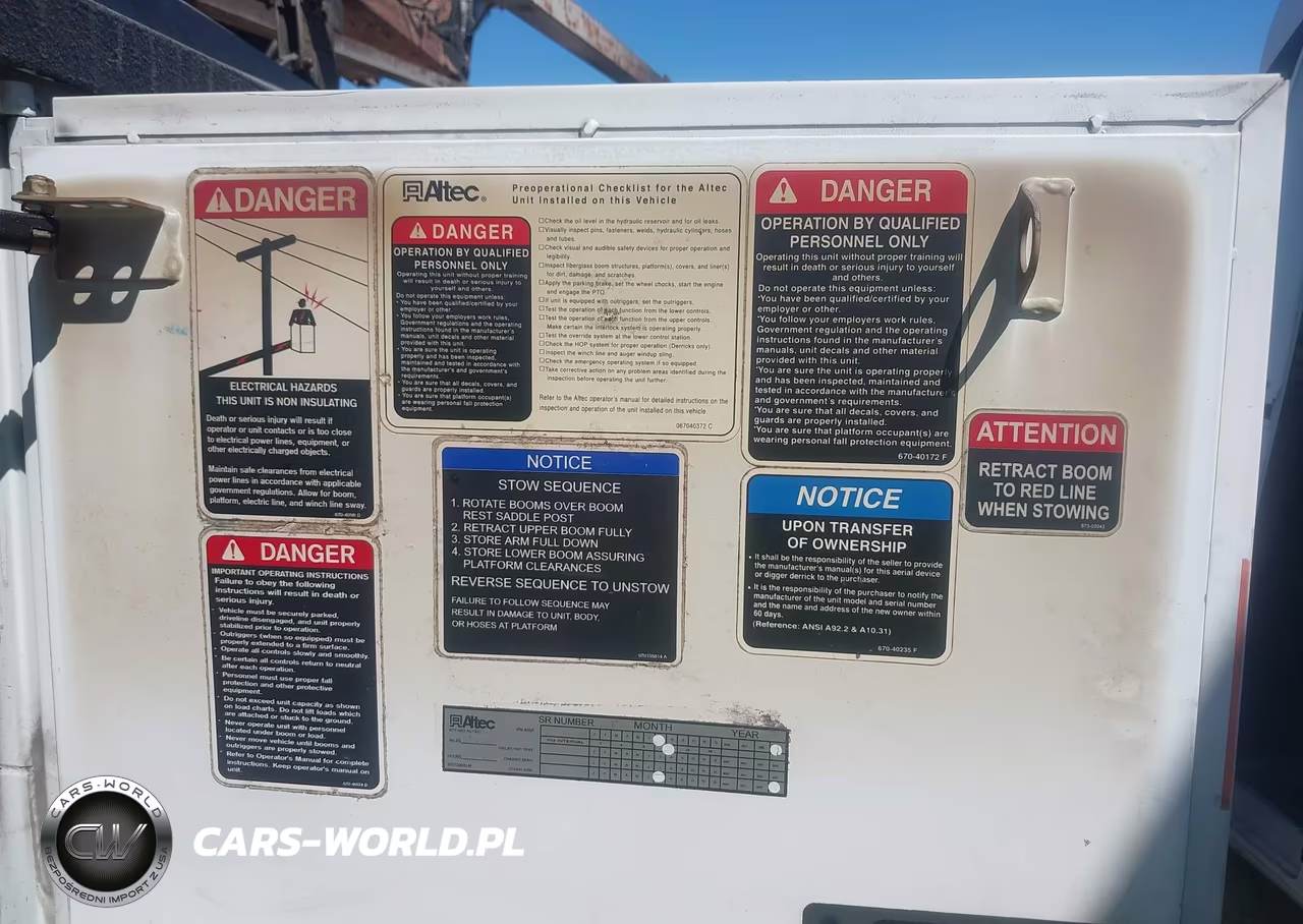 2011 Ford F-450 Chassis Xl VIN:1FDUF4GYXBEA30627 - 11