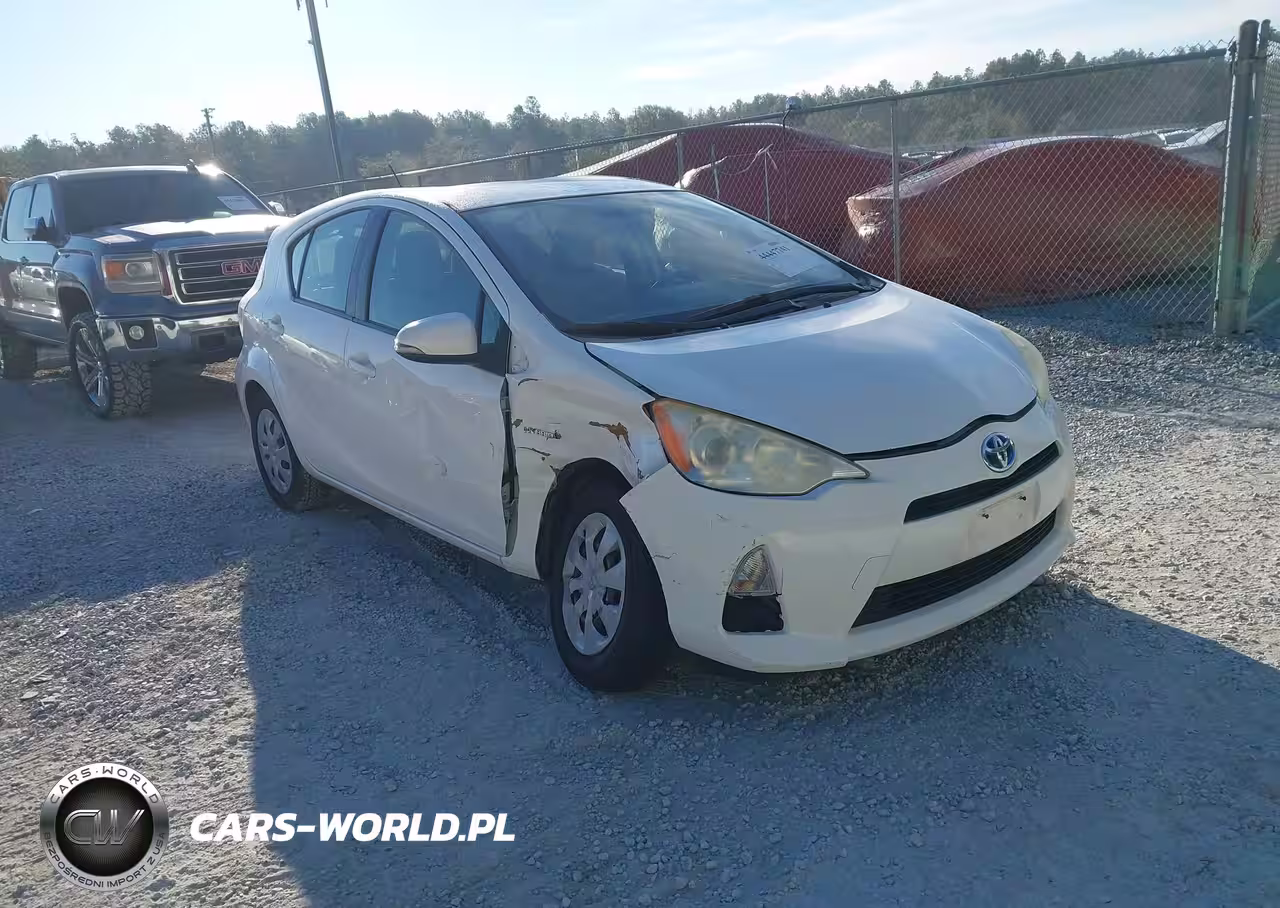 2013 Toyota Prius C One
