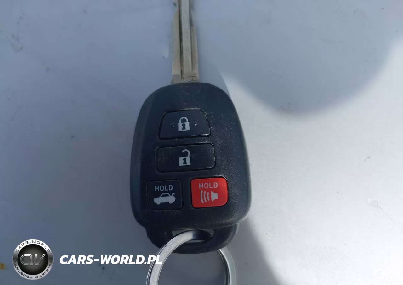 2016 Toyota Camry Le VIN:4T4BF1FK1GR578683 - 11