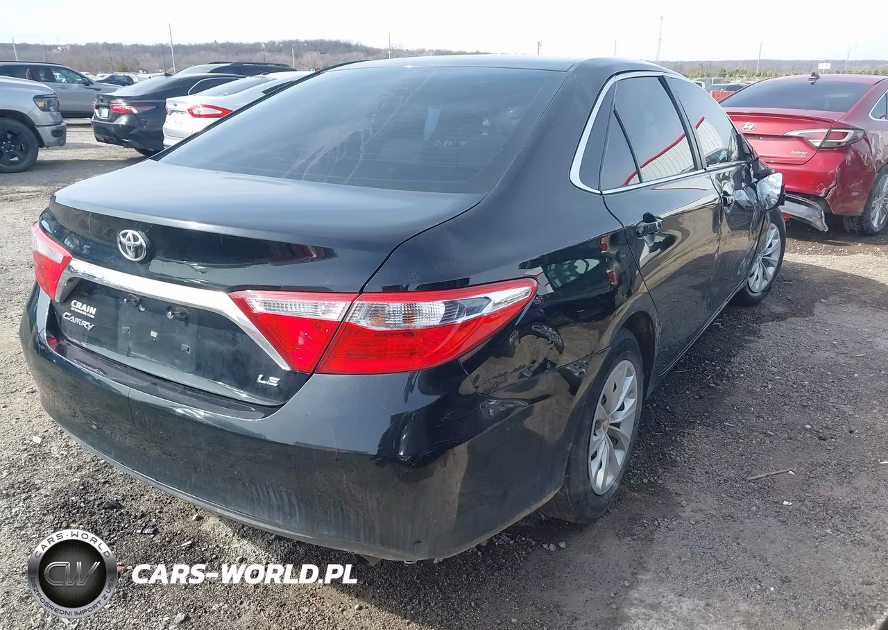 2016 Toyota Camry Le VIN:4T4BF1FK1GR578683 - 4