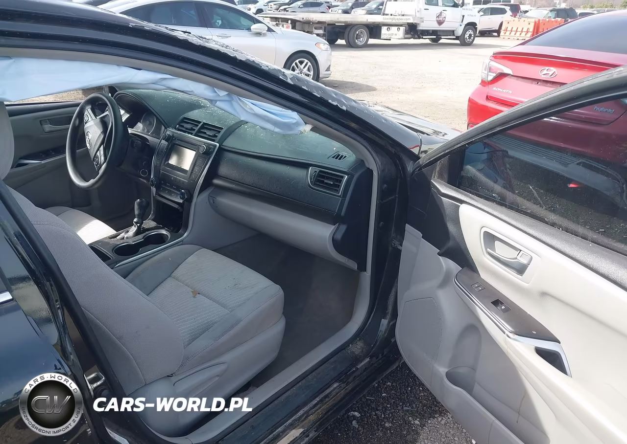 2016 Toyota Camry Le VIN:4T4BF1FK1GR578683 - 5