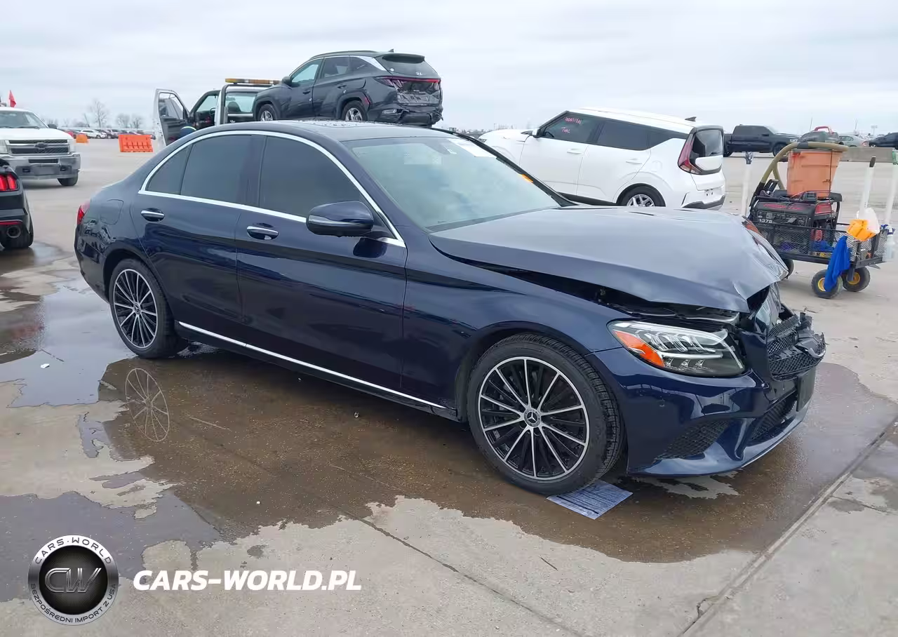 2020 Mercedes-Benz C 300