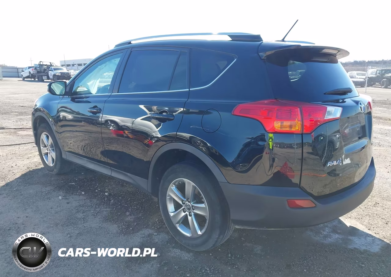 2015 Toyota Rav4 Xle VIN:2T3WFREV1FW134909 - 3