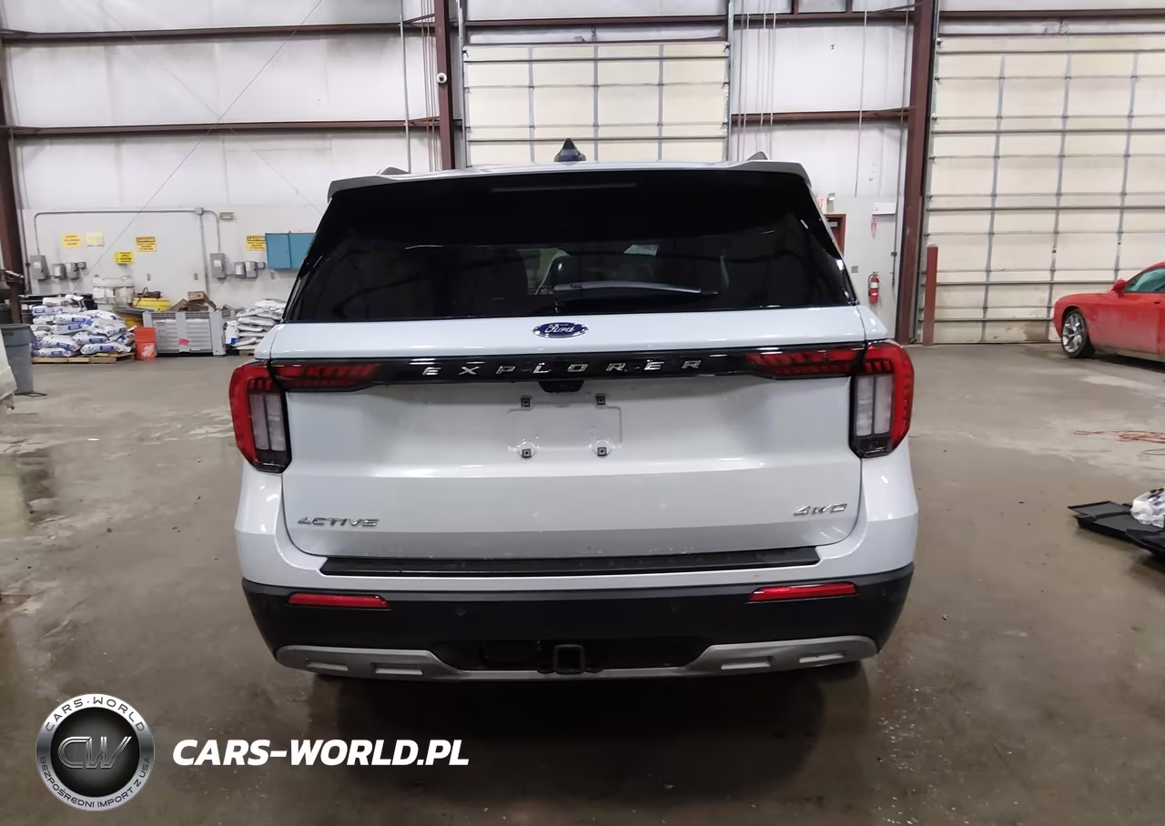 2025 Ford Explorer Active VIN:1FMUK8DH5SGD04618 - 17