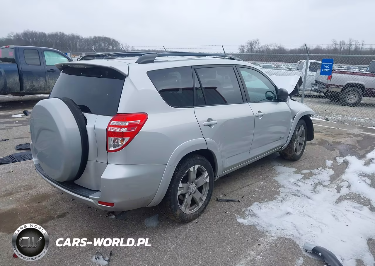 2011 Toyota Rav4 Sport VIN:2T3WF4DV4BW057709 - 4