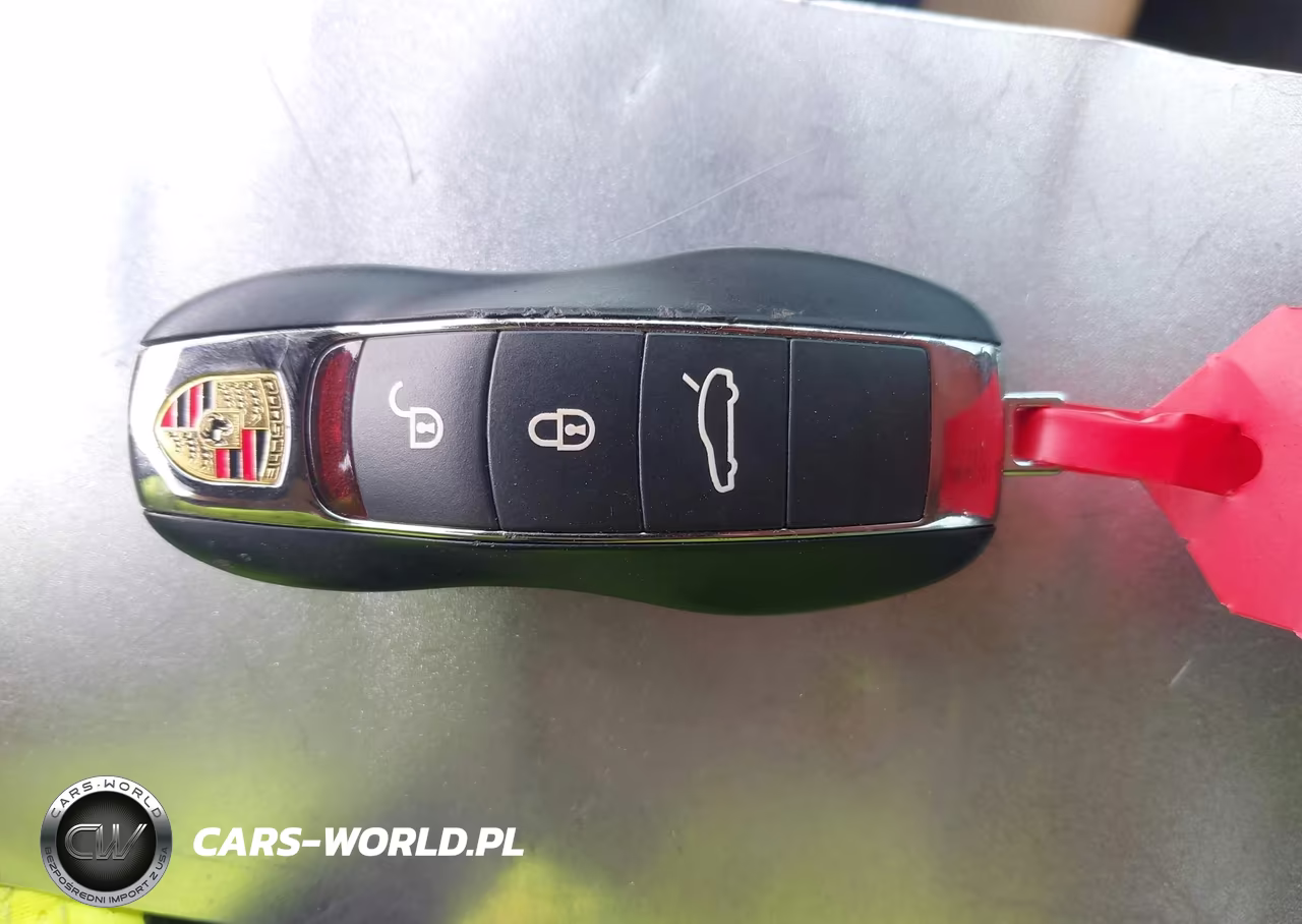 2016 Porsche Panamera 4 VIN:WP0AA2A73GL001984 - 11