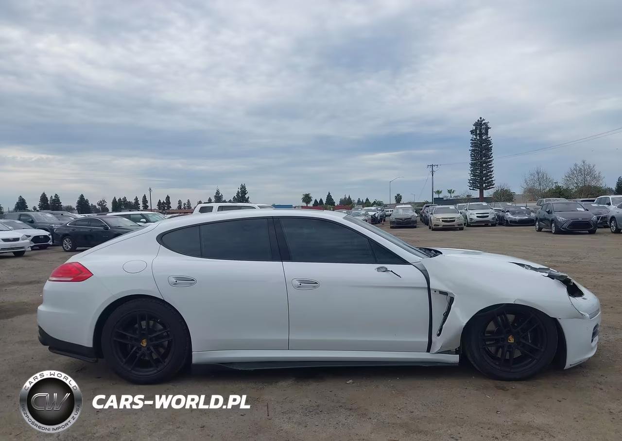 2016 Porsche Panamera 4 VIN:WP0AA2A73GL001984 - 14