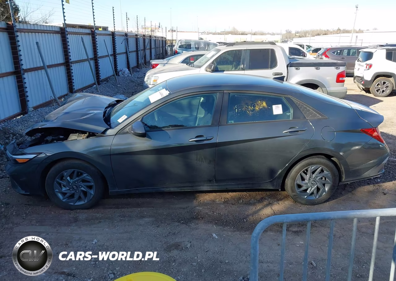 2024 Hyundai Elantra Hybrid Blue VIN:KMHLM4DJXRU113418 - 14