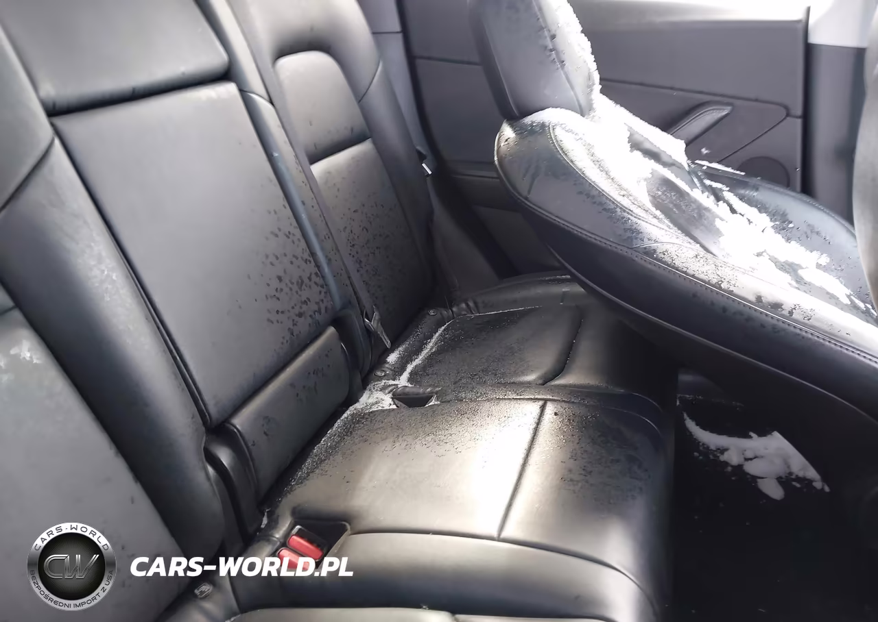 2020 Tesla Model Y Long Range Dual Motor All-Wheel Drive VIN:5YJYGDEE2LF030102 - 8