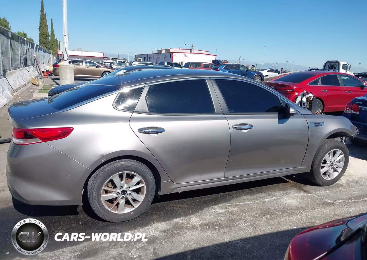2017 Kia Optima Lx VIN:5XXGT4L36HG125940 - 12